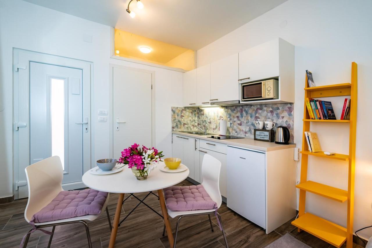 Studio Apartment Gina ザダル エクステリア 写真